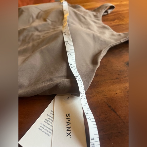 NWT, SPANX—SpanxSmooth OnForm High Neck Shelf Tank Lined Women's Top in Smoke—M - Picture 10 of 12